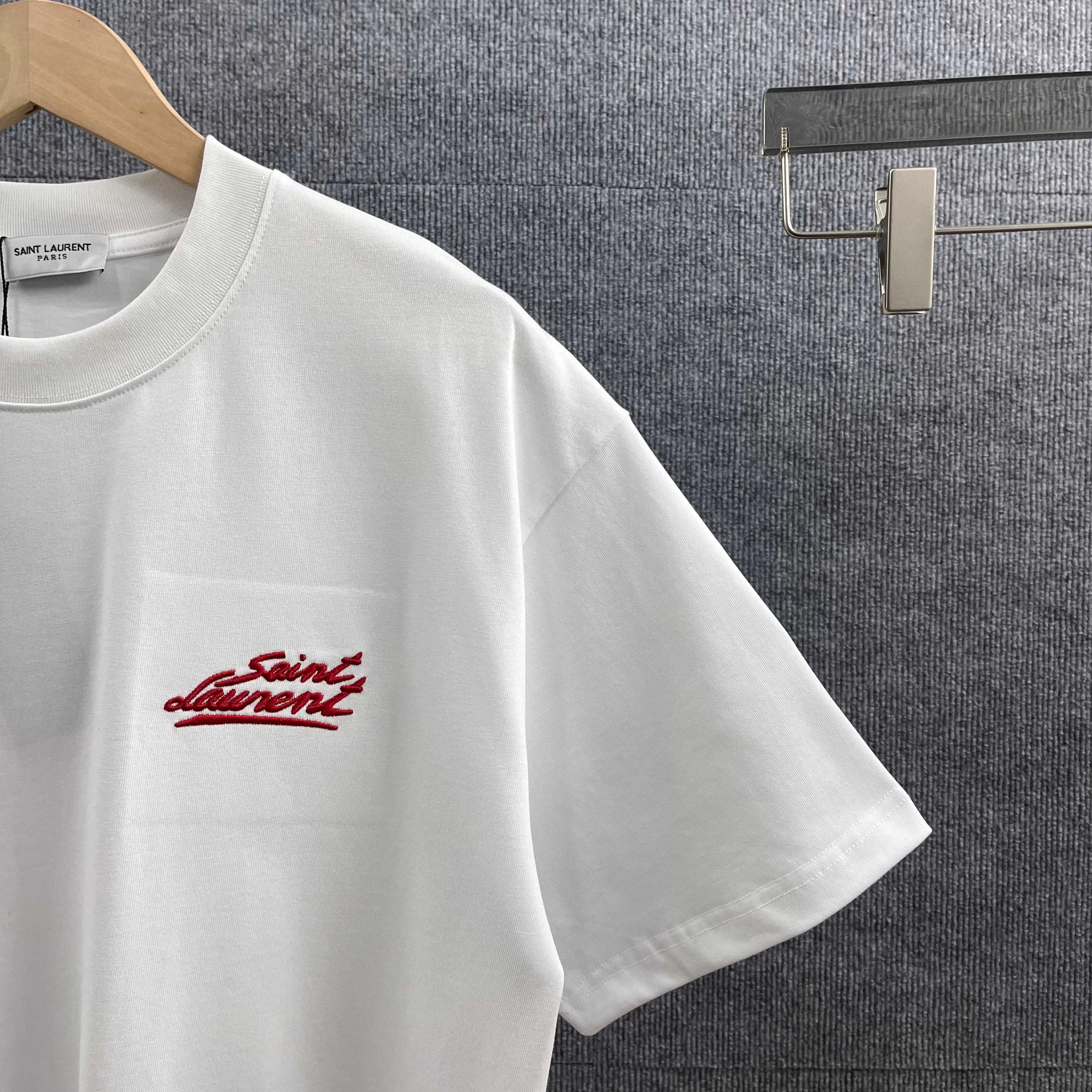 ysl* * * 2026 New Arrival Classic + ， Same Style Size： S （90-130 ） M （120-150 ） L （140-165 ） XL （160-180 ） XXL （180-210 ） ：Black White